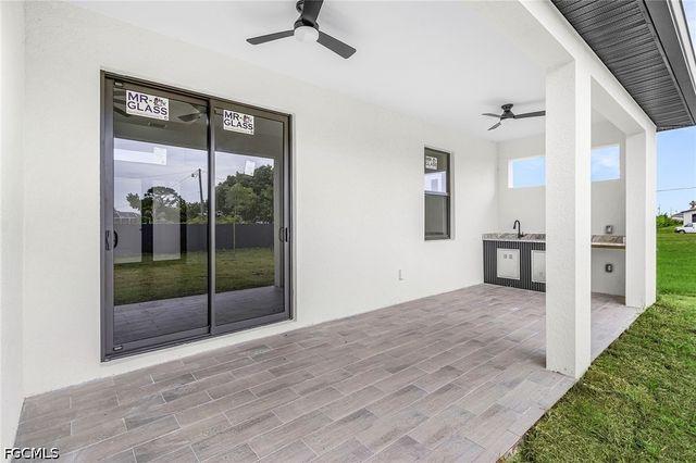 7 SW 19th PL, Cape Coral, FL 33991