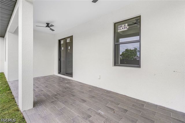 7 SW 19th PL, Cape Coral, FL 33991