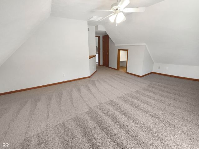 8259 Hampton Circle W, Indianapolis, IN 46256