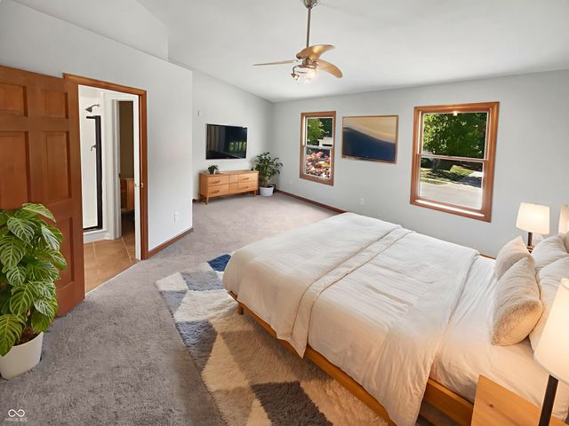 8259 Hampton Circle W, Indianapolis, IN 46256