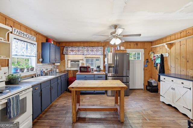 1786 Preacher Campbell Road, Clarkesville, GA 30523