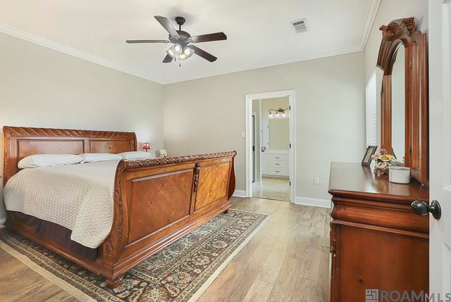 15055 Garden Creek Dr, Walker, LA 70785