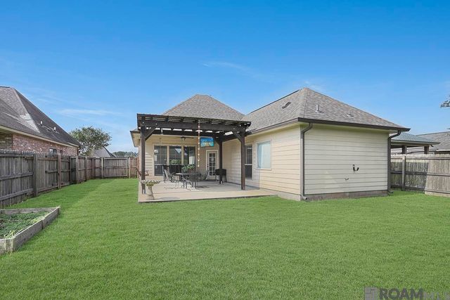 15055 Garden Creek Dr, Walker, LA 70785