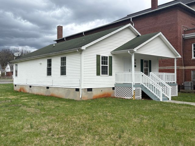 1311 Melrose AVE, Roanoke, VA 24017