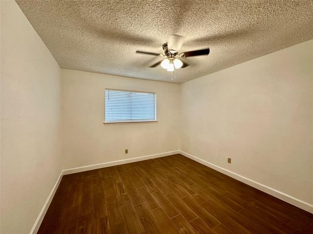 16218 Cavendish Drive, Houston, TX 77059