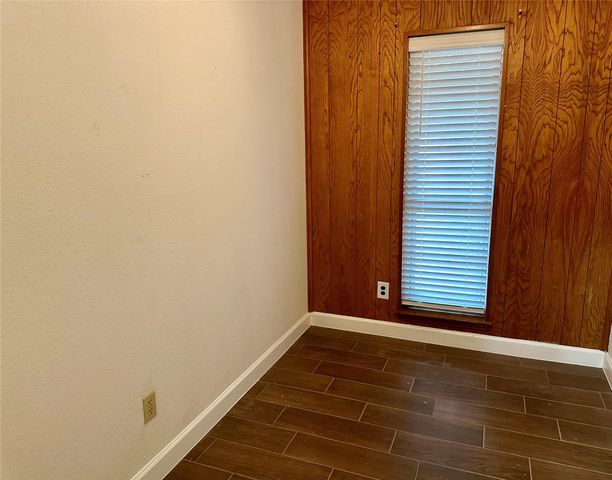 16218 Cavendish Drive, Houston, TX 77059