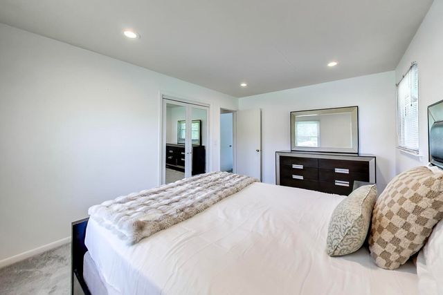 1823 E CAMP MCDONALD Road, Mount Prospect, IL 60056