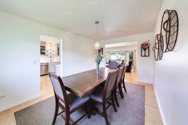1823 E CAMP MCDONALD Road, Mount Prospect, IL 60056