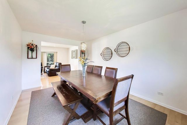 1823 E CAMP MCDONALD Road, Mount Prospect, IL 60056