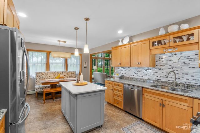 14050 Townhouse Road, Newark, IL 60541