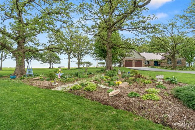 14050 Townhouse Road, Newark, IL 60541