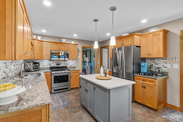 14050 Townhouse Road, Newark, IL 60541