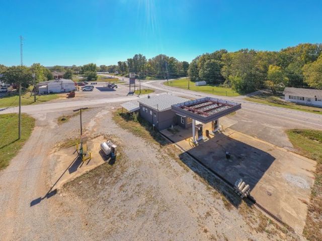 443 Main St, Huntland, TN 37345