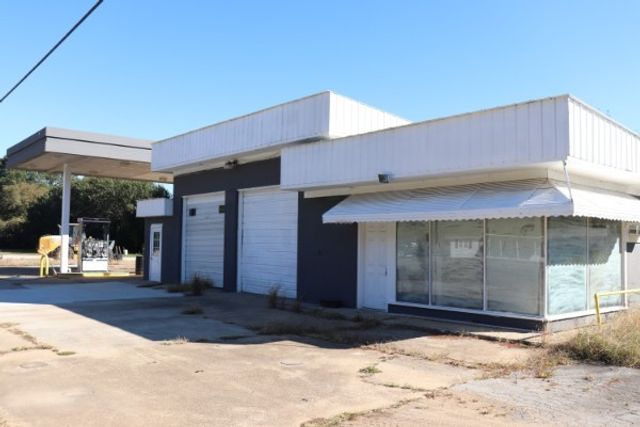 443 Main St, Huntland, TN 37345
