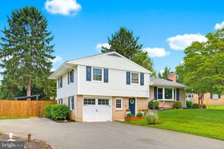 107 E PENN GRANT RD, Willow Street, PA 17584