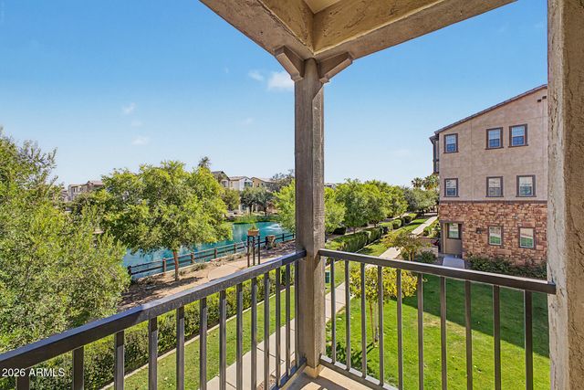 1698 E BRIDGEPORT Parkway, Gilbert, AZ 85295
