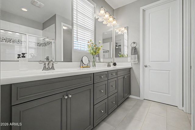 1698 E BRIDGEPORT Parkway, Gilbert, AZ 85295