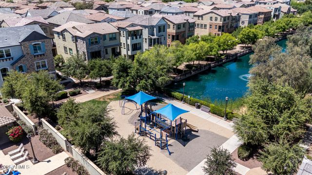 1698 E BRIDGEPORT Parkway, Gilbert, AZ 85295