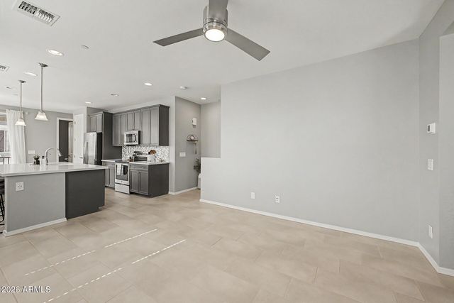 1698 E BRIDGEPORT Parkway, Gilbert, AZ 85295