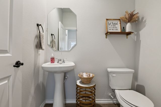 2028 Twisted Tree Lane, Mesquite, TX 75181