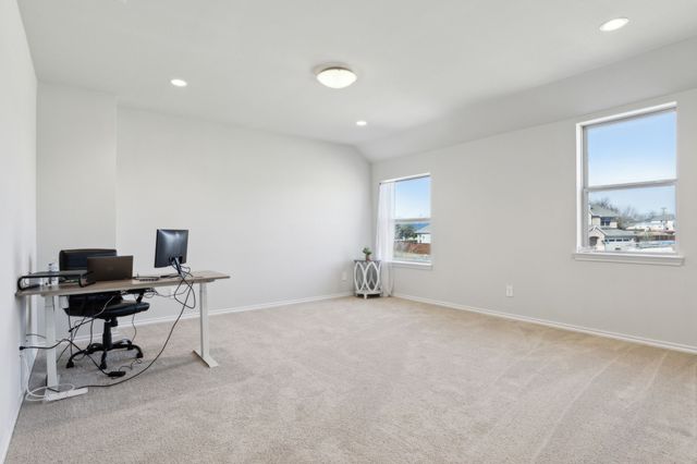 2028 Twisted Tree Lane, Mesquite, TX 75181