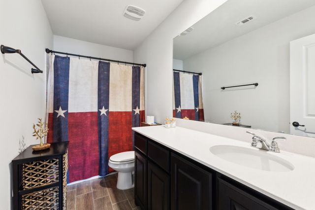 2028 Twisted Tree Lane, Mesquite, TX 75181