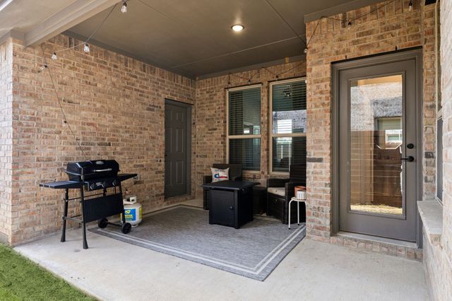 2028 Twisted Tree Lane, Mesquite, TX 75181