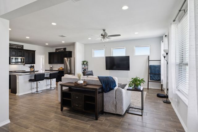 2028 Twisted Tree Lane, Mesquite, TX 75181