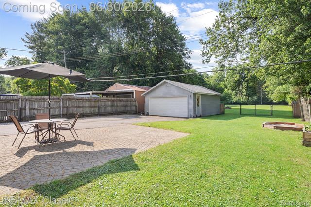 401 Center Street, Carleton Village, MI 48117