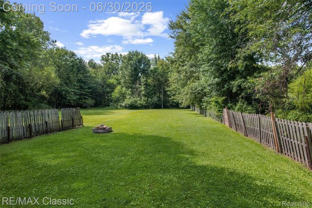 401 Center Street, Carleton Village, MI 48117