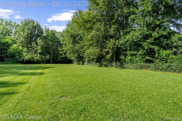 401 Center Street, Carleton Village, MI 48117