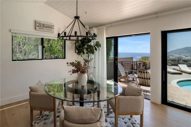 225 Notteargenta Road, Pacific Palisades, CA 90272
