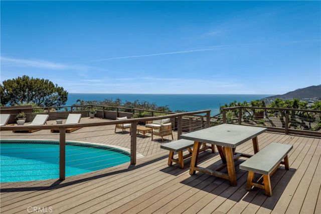 225 Notteargenta Road, Pacific Palisades, CA 90272