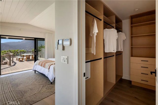 225 Notteargenta Road, Pacific Palisades, CA 90272