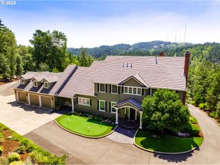 2030 W 34TH Ave, Eugene, OR 97405