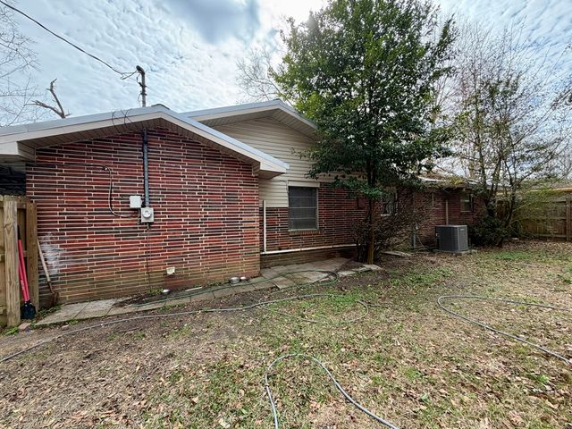 1216 Southland Drive, Dothan, AL 36301