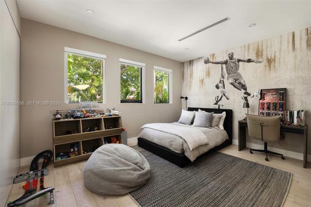 7300 Los Pinos Boulevard, Coral Gables, FL 33143