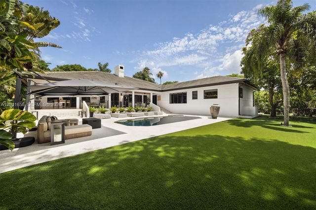 7300 Los Pinos Boulevard, Coral Gables, FL 33143