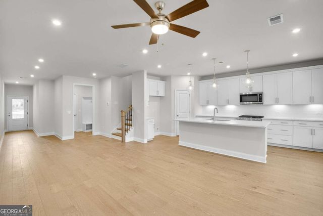 5651 Tillman Way, Powder Springs, GA 30127