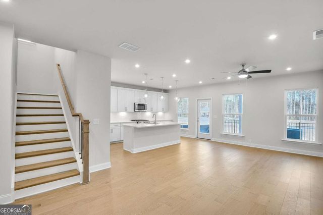 5651 Tillman Way, Powder Springs, GA 30127