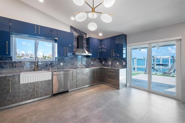1365 Bay Terrace, North Bay Village, FL 33141