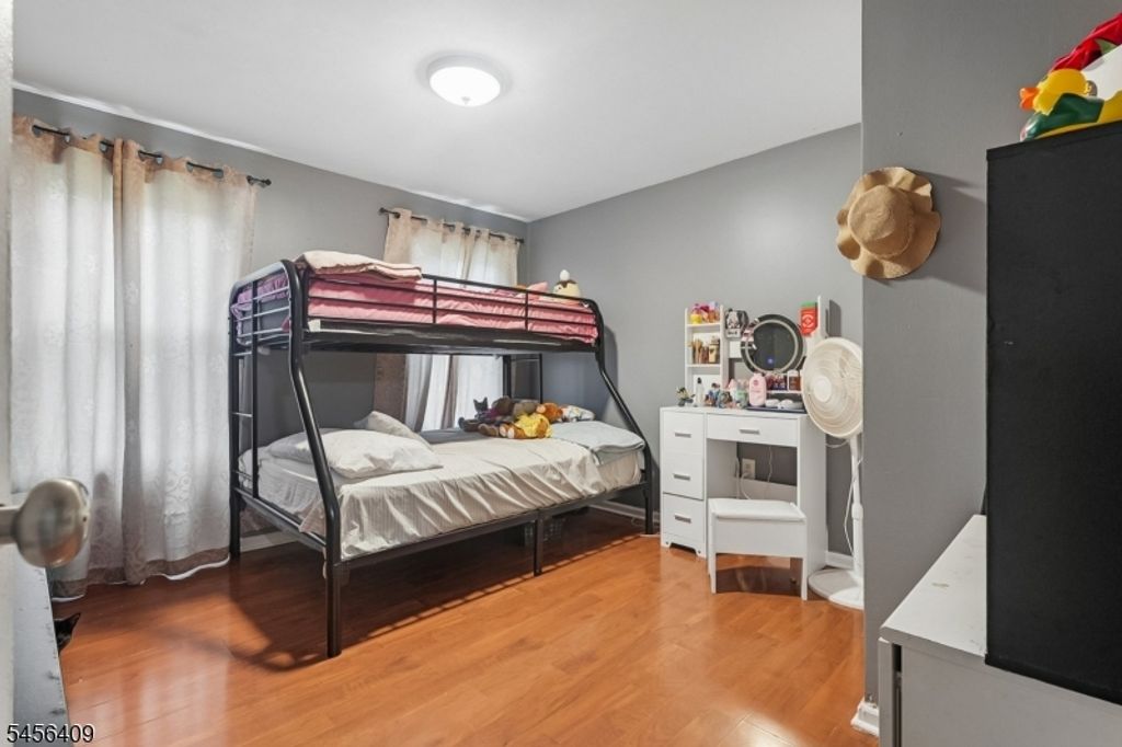 24 Welton St, New Brunswick City, NJ 08901 — photo 4