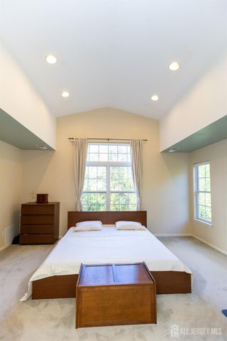 60 King George Road 603, Green Brook, NJ 08812