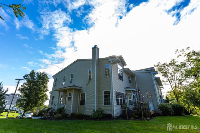 60 King George Road 603, Green Brook, NJ 08812