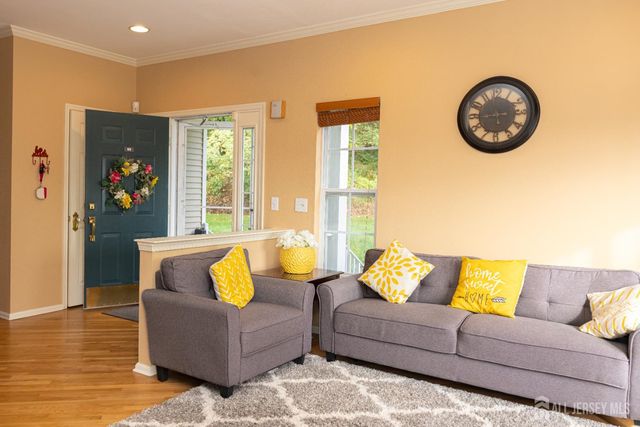 60 King George Road 603, Green Brook, NJ 08812