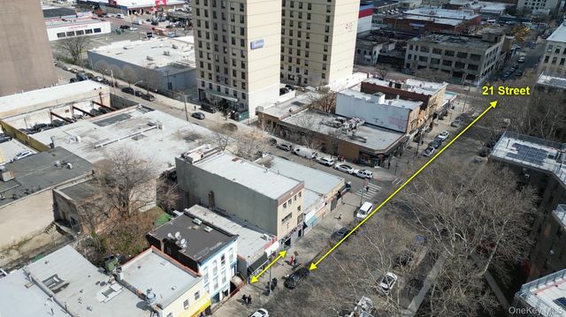 12-09 40th Avenue, Long Island City, NY 11101