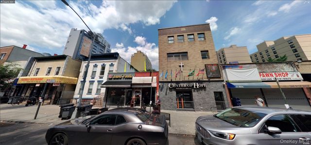 12-09 40th Avenue, Long Island City, NY 11101
