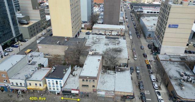 12-09 40th Avenue, Long Island City, NY 11101