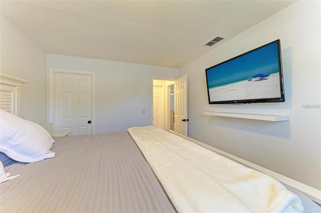 9810 DORADO AVENUE 9810, Bradenton, FL 34210