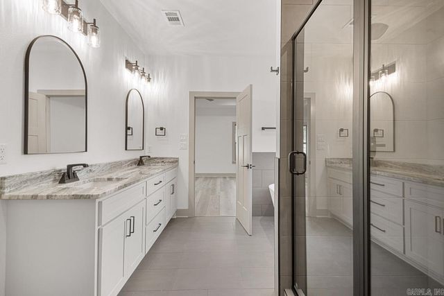 3209 Galloway Drive, Benton, AR 72015